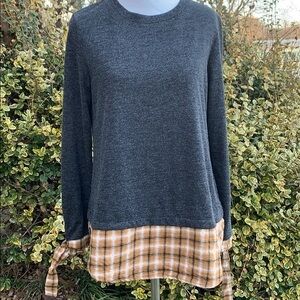 She + Sky gray jersey w/ gold plaid tunic top Small